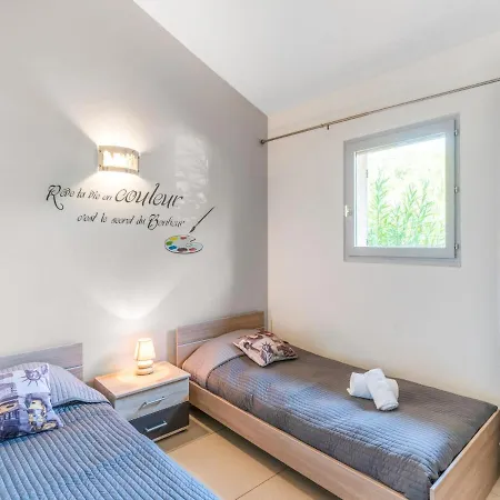 Holiday Santa Giulia Palace Feriehus Porto-Vecchio (Corsica)
