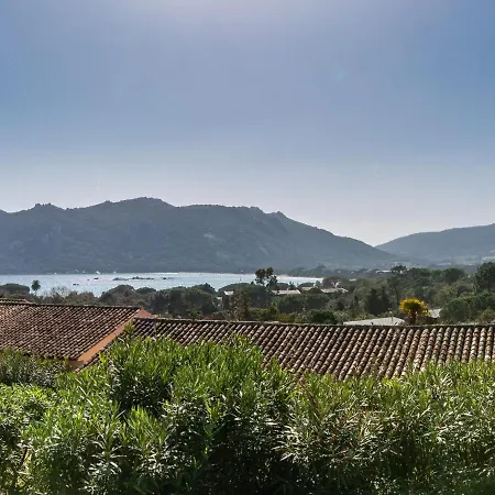 Feriehus Holiday Santa Giulia Palace