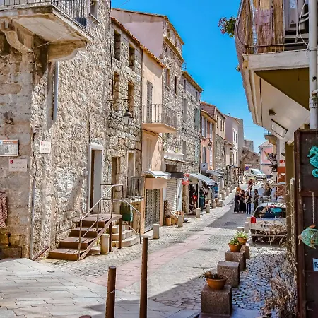 Holiday Santa Giulia Palace Porto-Vecchio (Corsica)
